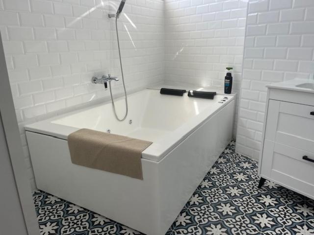 Alzira Bonita Suite Vip Jacuzzi Экстерьер фото